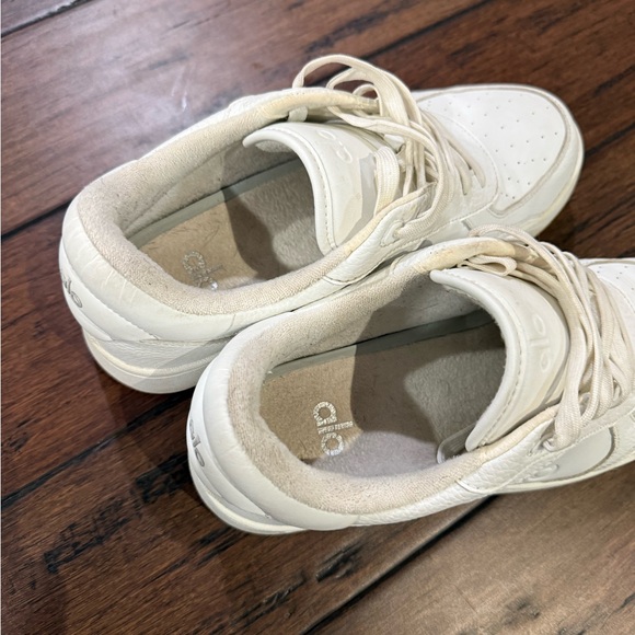 Alo Recovery Mode Sneaker white/gum 10W/8.5M - Picture 3 of 5